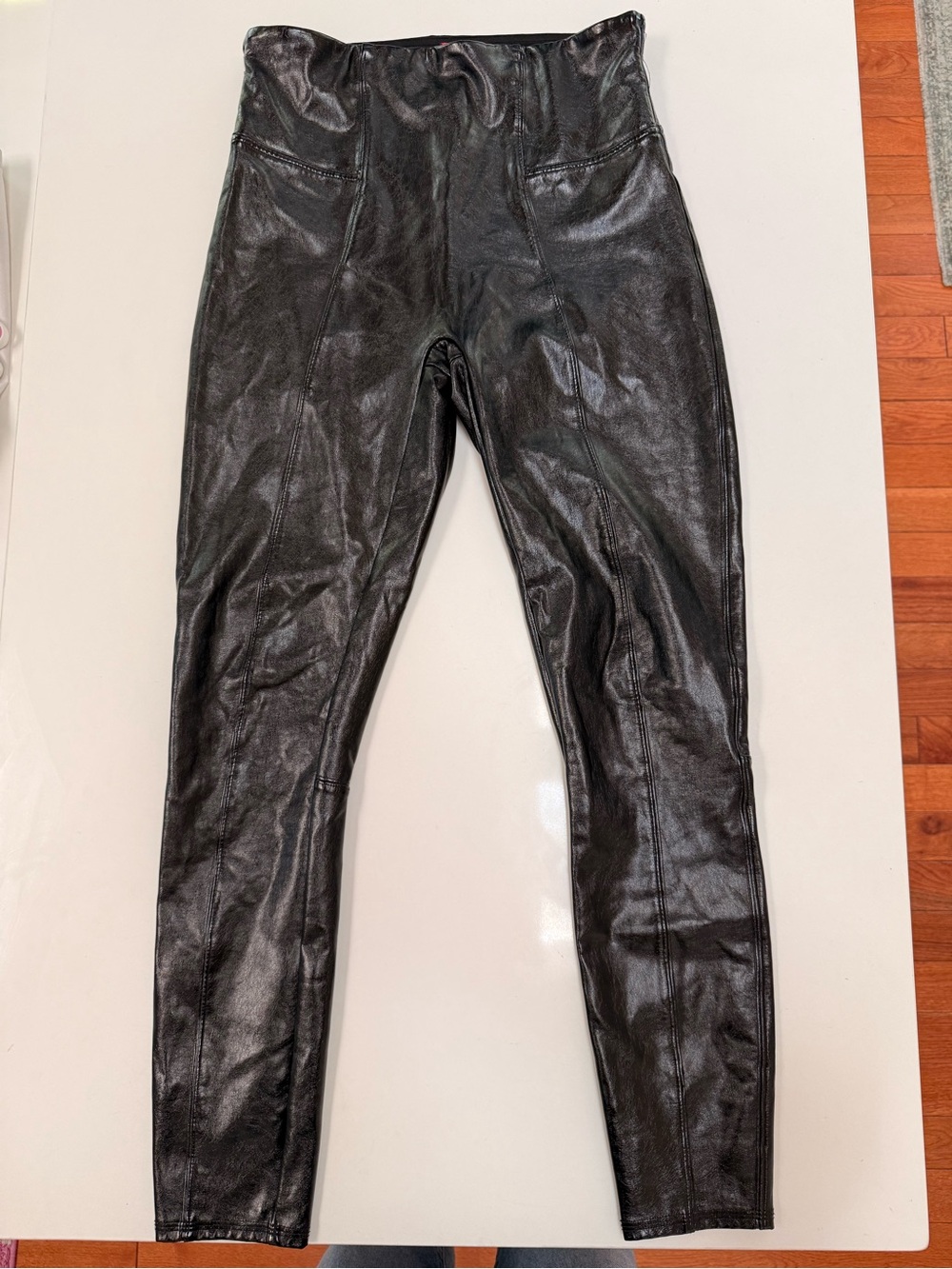 SPANX Faux Leather High-Rise Leggings – Black – Size Medium - Picture 5 of 9